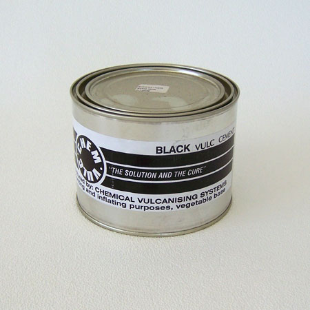 1 LITRE BLACK VULCANISING CEMENT 