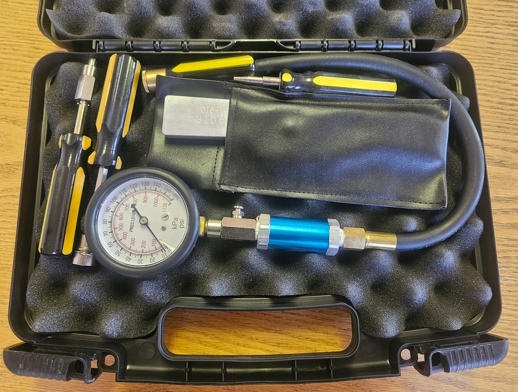 TYRE TECHNICIANS TOOL KIT