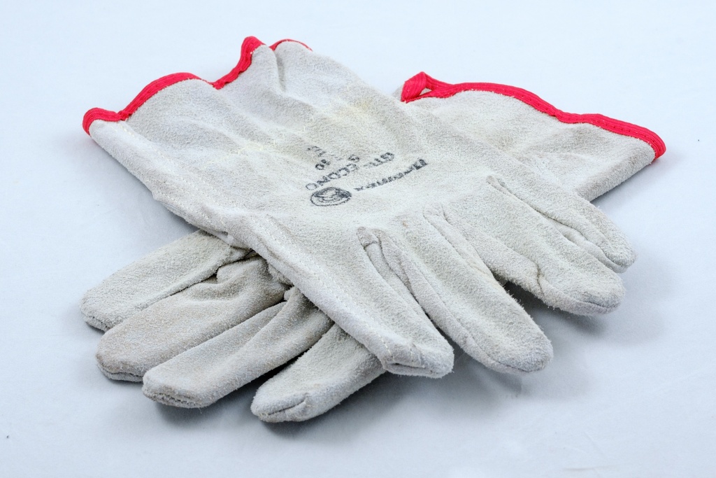 Pig store skin gloves